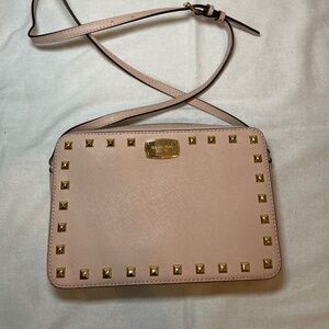 Pink Micheal Kors crossbody